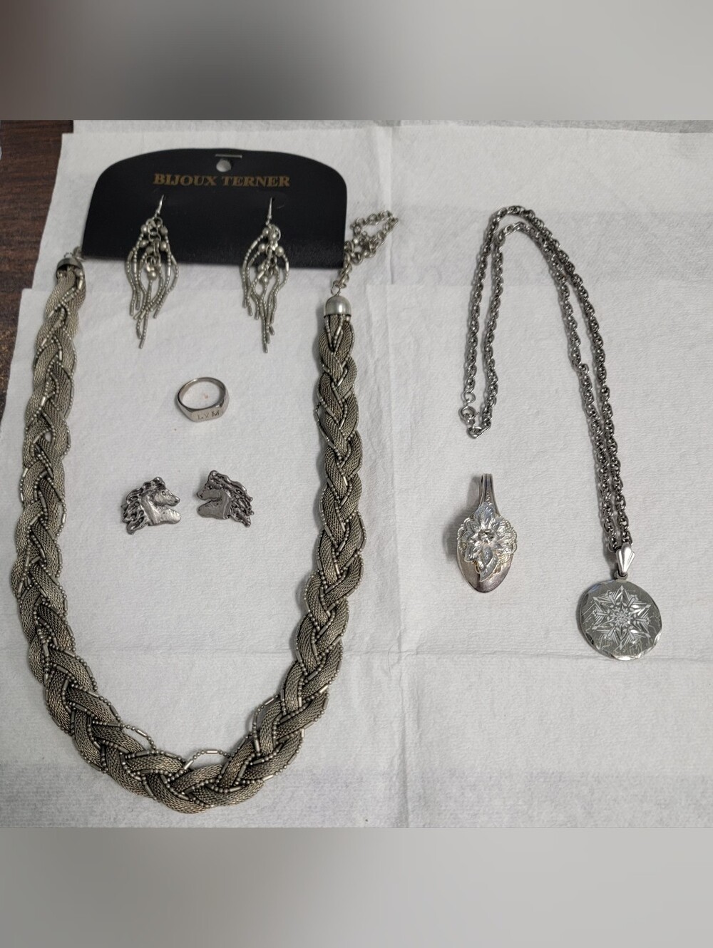 Silver Toned Jewelry Lot - Necklaces, Earrings, Ring & Pendant